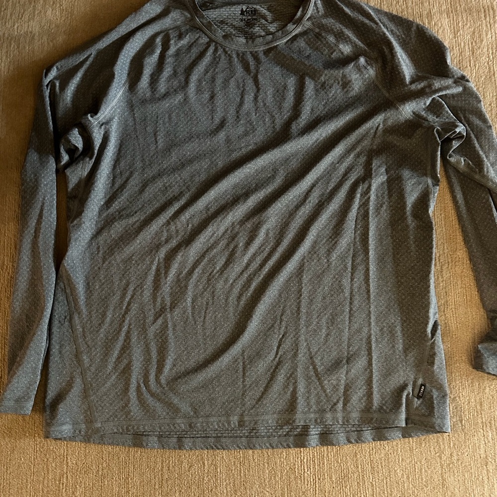Rei Gray Long Sleeve Men's Shirt